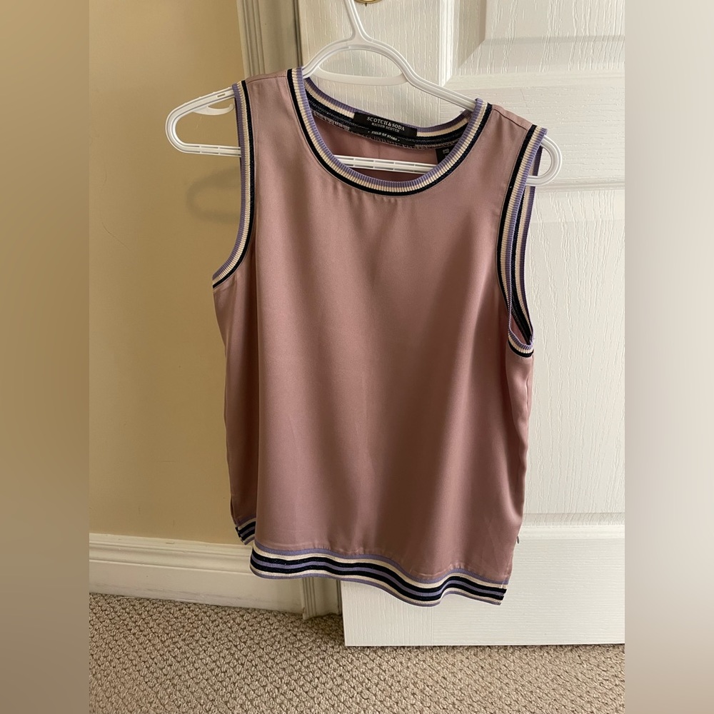 Cute top!